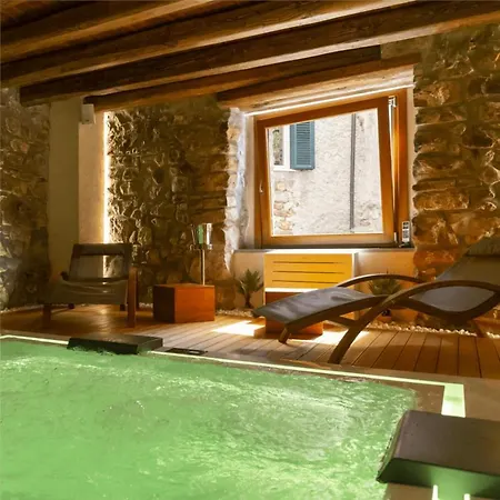 Bed & Breakfast Porta Soprana Luxury & *