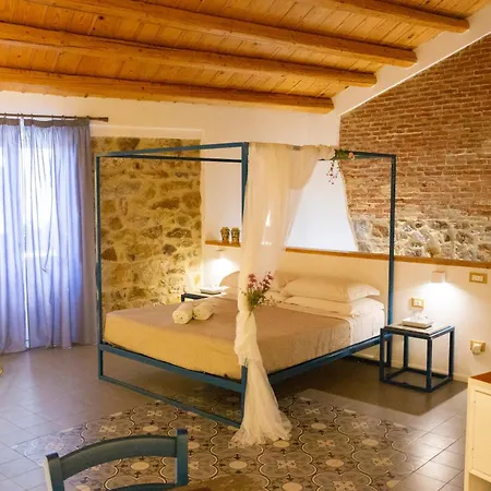 Bed & Breakfast Porta Soprana Luxury & *